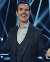 Jimmy Carr: Chất Liệu Đen Tối Của Anh Ấy